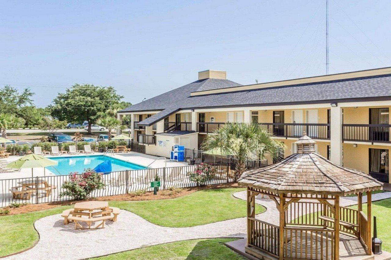Quality Inn Mt Pleasant - Charleston Маунт Плезант Екстериор снимка