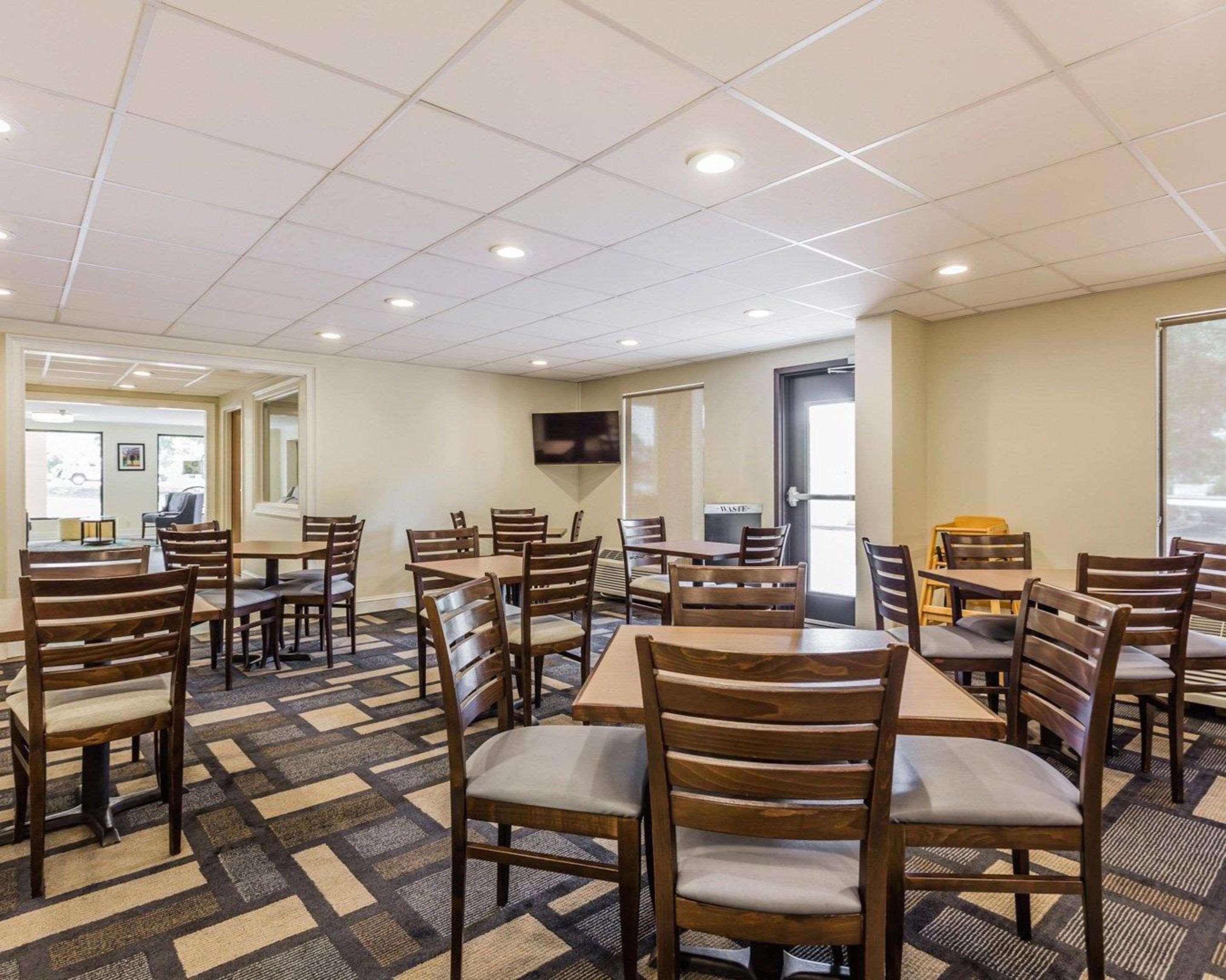 Quality Inn Mt Pleasant - Charleston Маунт Плезант Екстериор снимка