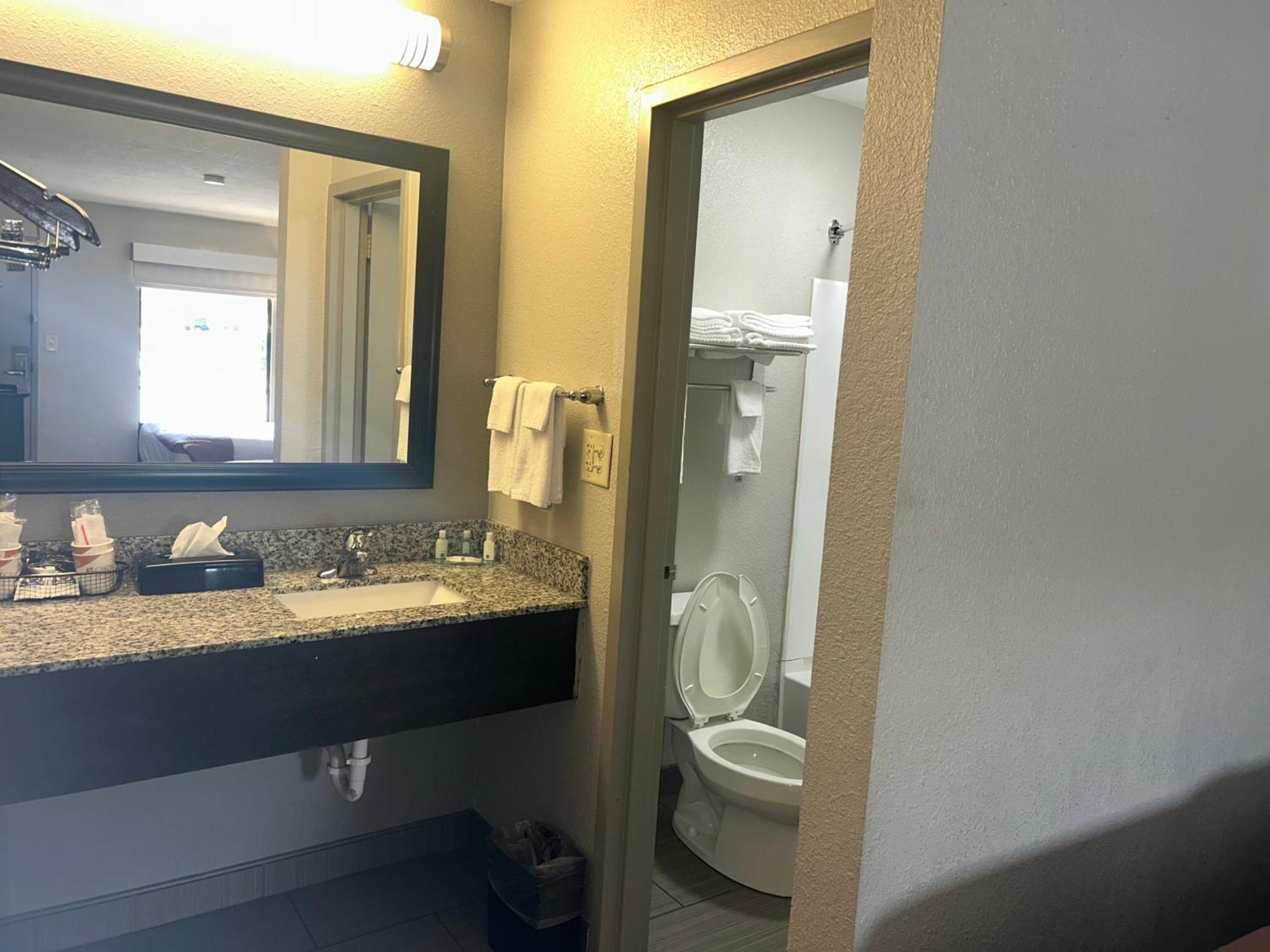 Quality Inn Mt Pleasant - Charleston Маунт Плезант Екстериор снимка